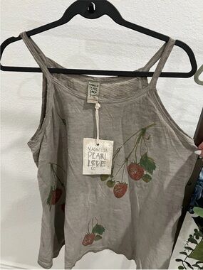 Magnolia Pearl Taupe Floral-Accented Tank